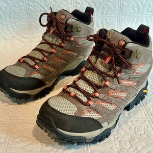 Merrell Women's Athletic Hiking Shoes - Gray and Red